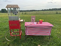 Popcorn machine